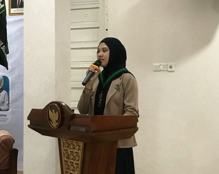 PJ Ketua Kohati Samarinda, Sitti Fatahna.