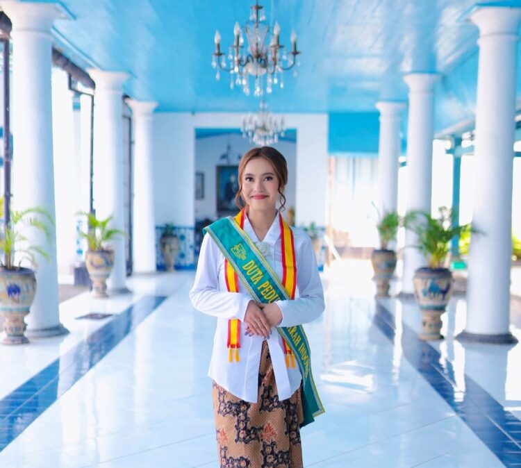 Elfrida Sentyana Siburian, Kader DPC GMNI Samarinda Winner Duta Peduli Sejarah Indonesia 2024/2025.