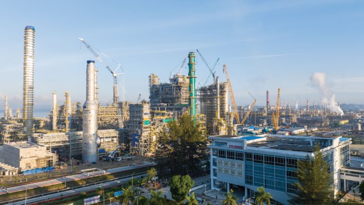 Ekonomi Kalimantan Timur 2025 Diproyeksikan Tumbuh 5,4–6,2 Persen, Meski Dihantui Penurunan Batu Bara