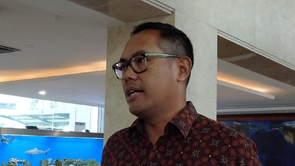 Polemik Family Office: Luhut Tegas Tak Gunakan APBN, Purbaya Masih Ragu