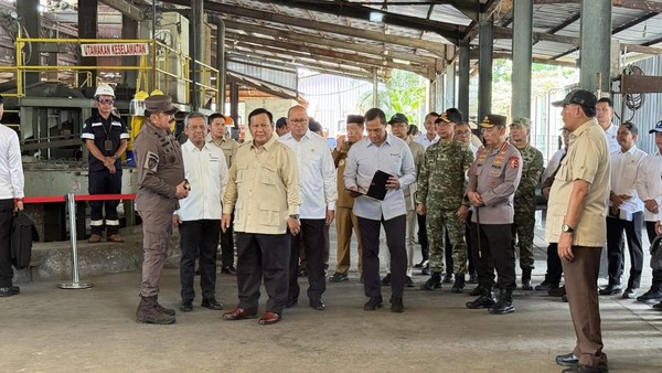 Prabowo Serahkan 6 Smelter Sitaan Korupsi Timah Rp300 Triliun ke PT Timah: Potensi Monasit Capai USD 800 Juta